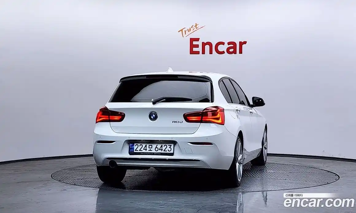 BMW 1-Series 2019 2.0 Автомат в Москве № 159296, фото 5