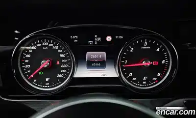 Mercedes-Benz E-Class 2020 1.9 Автомат в Москве № 160550, миниатюра 11