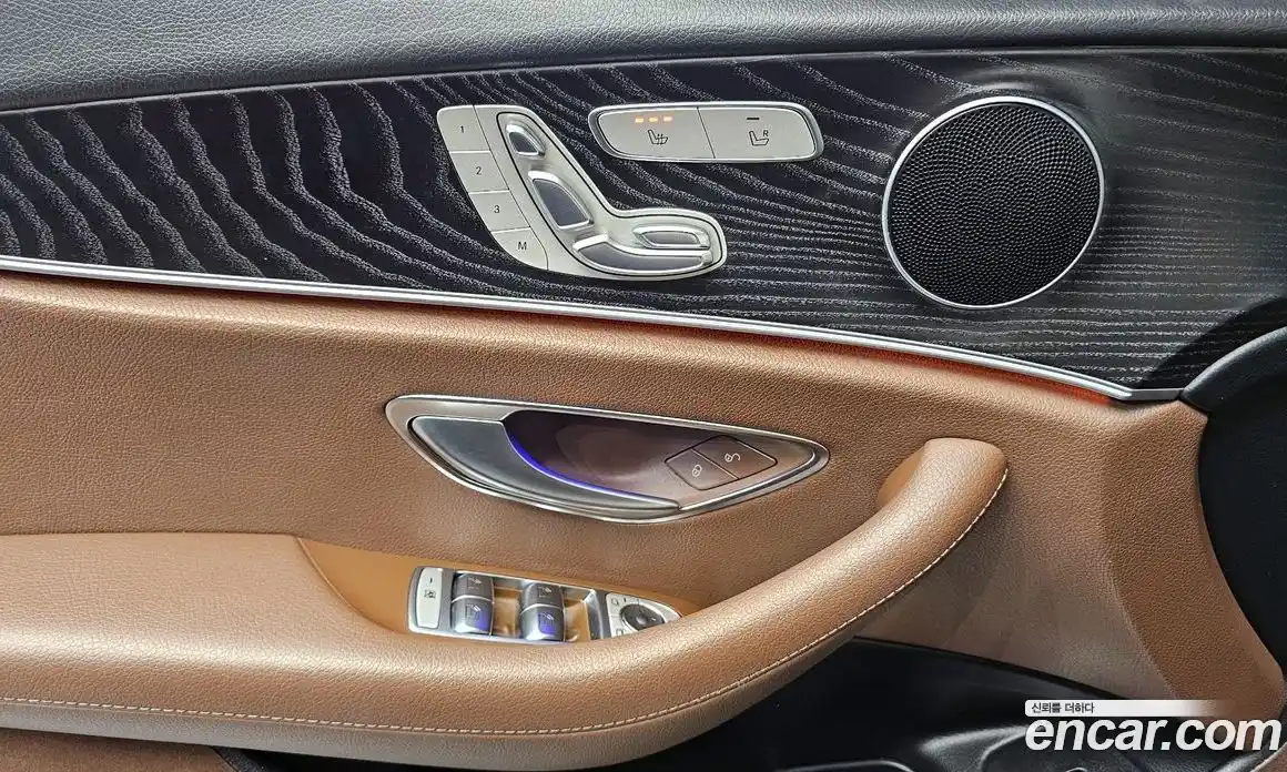 Mercedes-Benz E-Class 2020 1.9 Автомат в Москве № 160550, фото 16