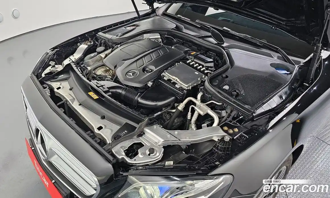 Mercedes-Benz E-Class 2020 1.9 Автомат в Москве № 160550, фото 18