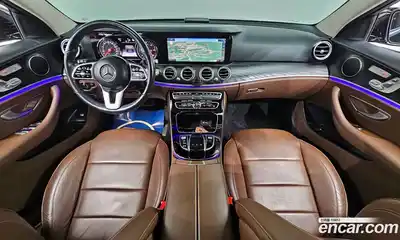 Mercedes-Benz E-Class 2020 1.9 Автомат в Москве № 160550, миниатюра 2