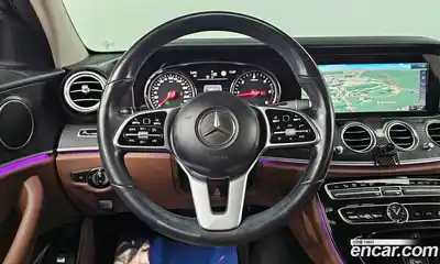 Mercedes-Benz E-Class 2020 1.9 Автомат в Москве № 160550, миниатюра 7