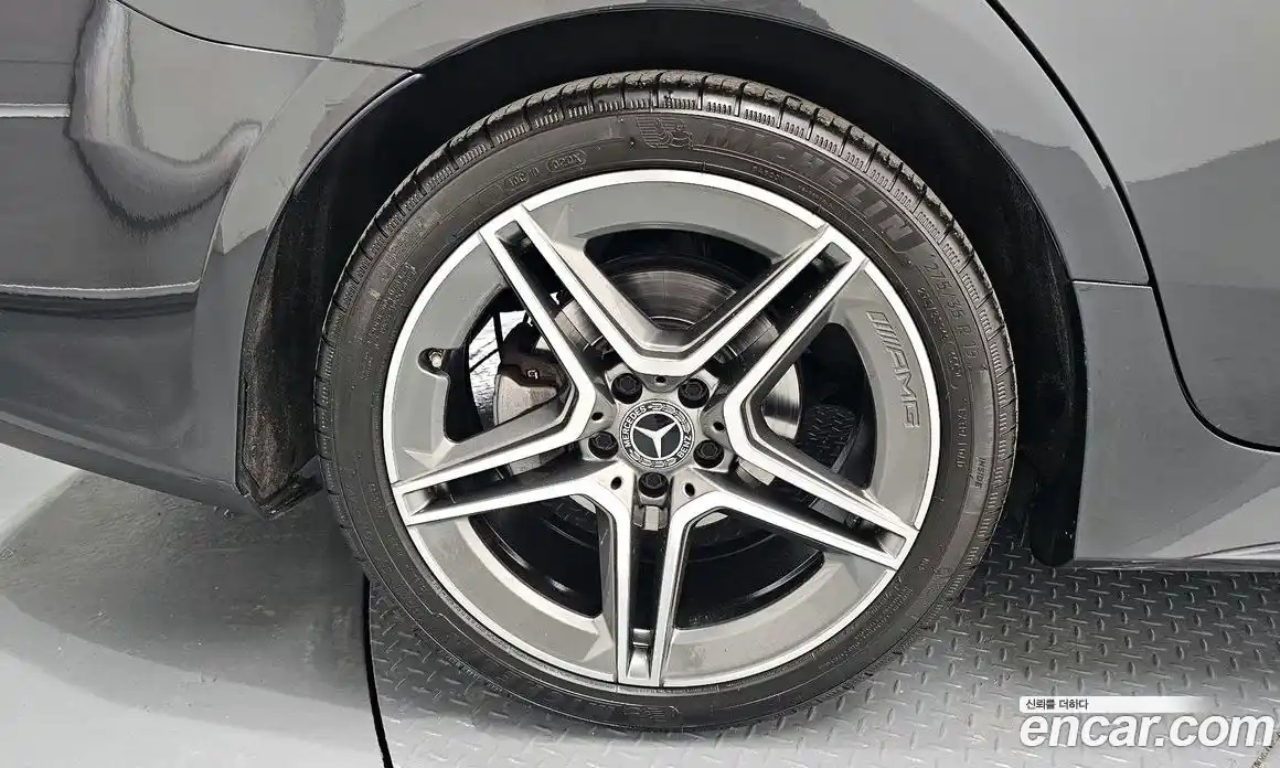 Mercedes-Benz CLS-Class 2023 2.0 Автомат в Москве № 161689, фото 6