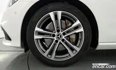 Mercedes-Benz E-Class, 2021