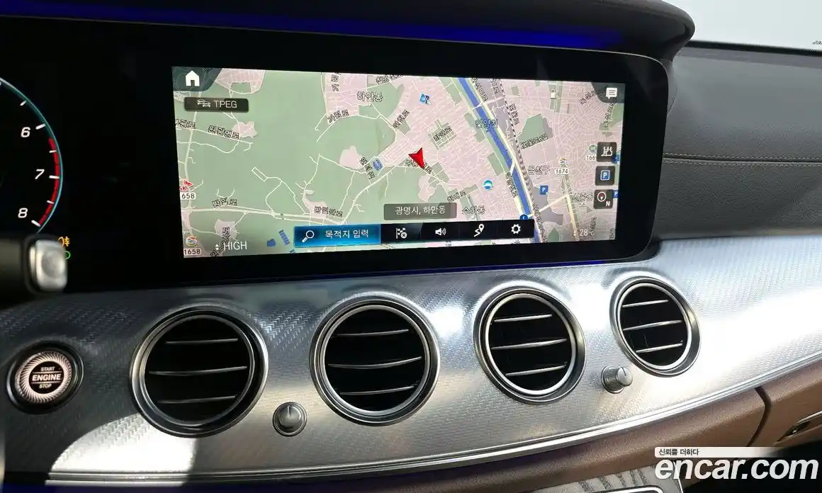 Mercedes-Benz E-Class 2021 2.0 Автомат в Москве № 161728, фото 13