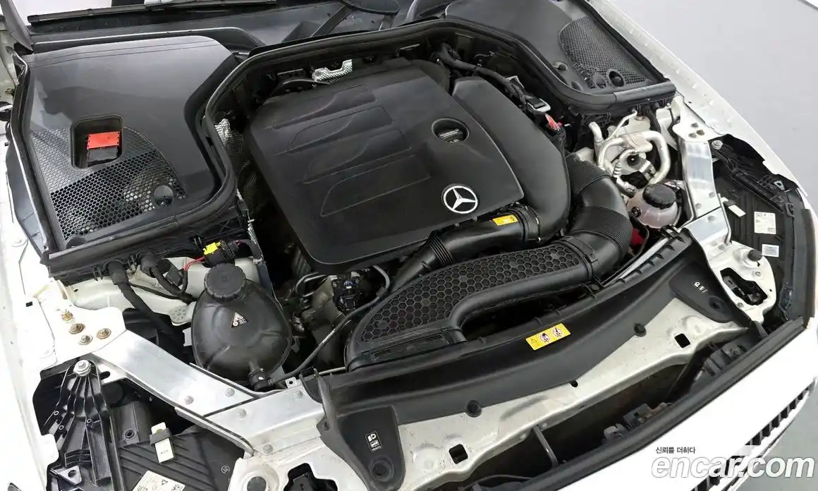 Mercedes-Benz E-Class 2021 2.0 Автомат в Москве № 161728, фото 20