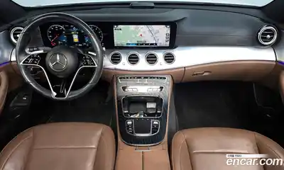 Mercedes-Benz E-Class 2021 2.0 Автомат в Москве № 161728, миниатюра 3