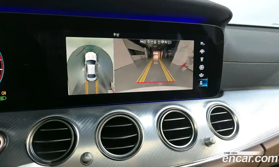 Mercedes-Benz E-Class 2021 2.0 Автомат в Москве № 161728, фото 10