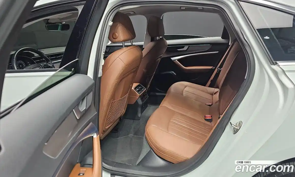 Audi A6 2020 2.0 Автомат в Москве № 163025, фото 12