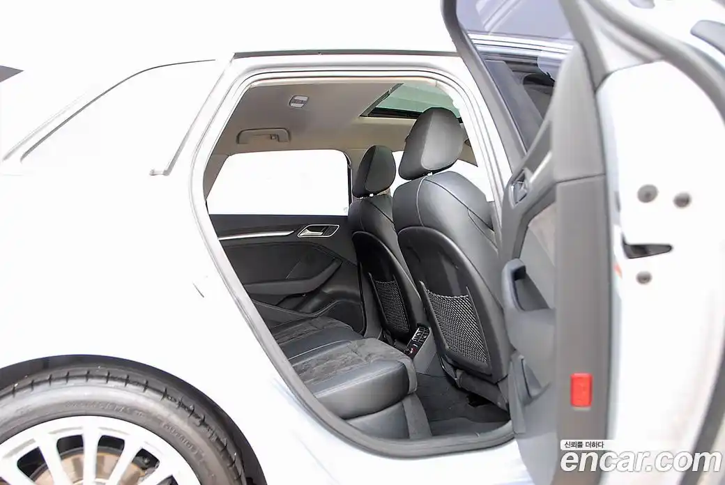 Audi A3 2016 2.0 Автомат в Москве № 164088, фото 13