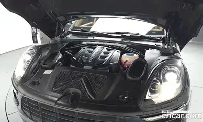 Porsche Macan 2015 3.0 Автомат в Москве № 165215, миниатюра 12