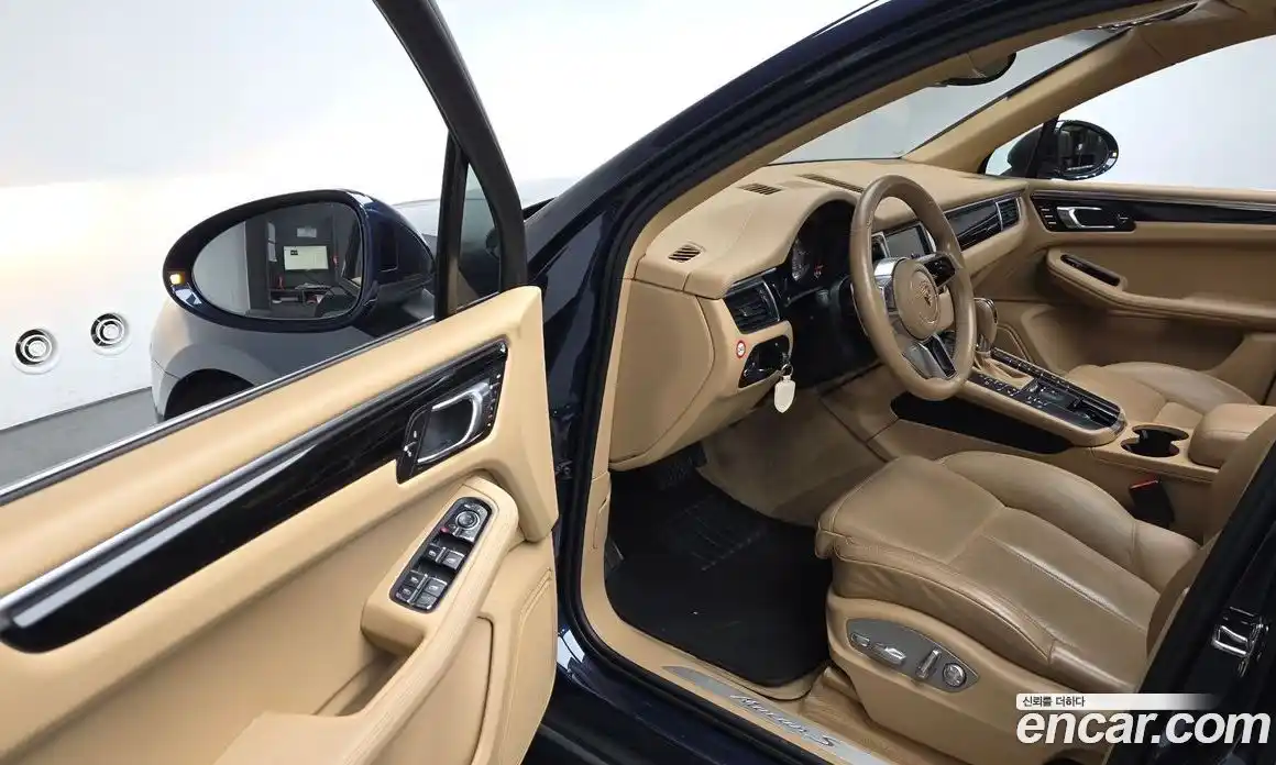 Porsche Macan 2015 3.0 Автомат в Москве № 165215, фото 9