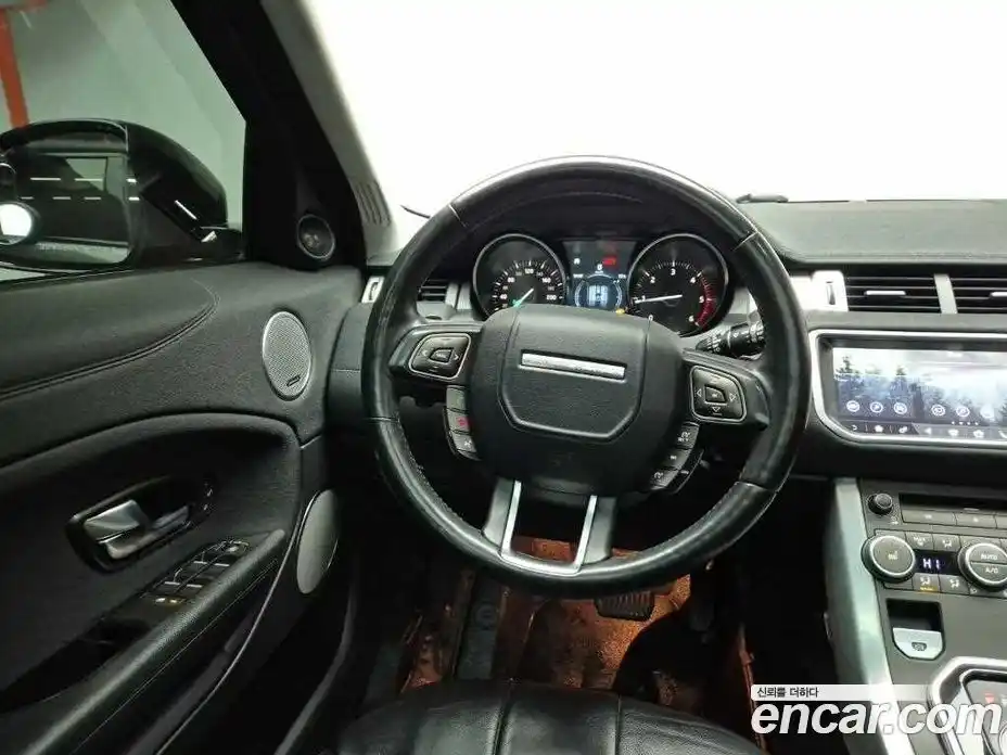 Land Rover Range-Rover Evoque 2019 2.0 Автомат в Москве № 166768, фото 9