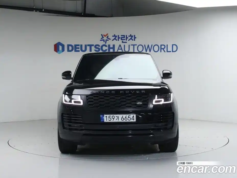 Land Rover Range-Rover 2018 4.4 Автомат в Москве № 166893, фото 3