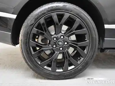 Land Rover Range-Rover 2018 4.4 Автомат в Москве № 166893, миниатюра 5