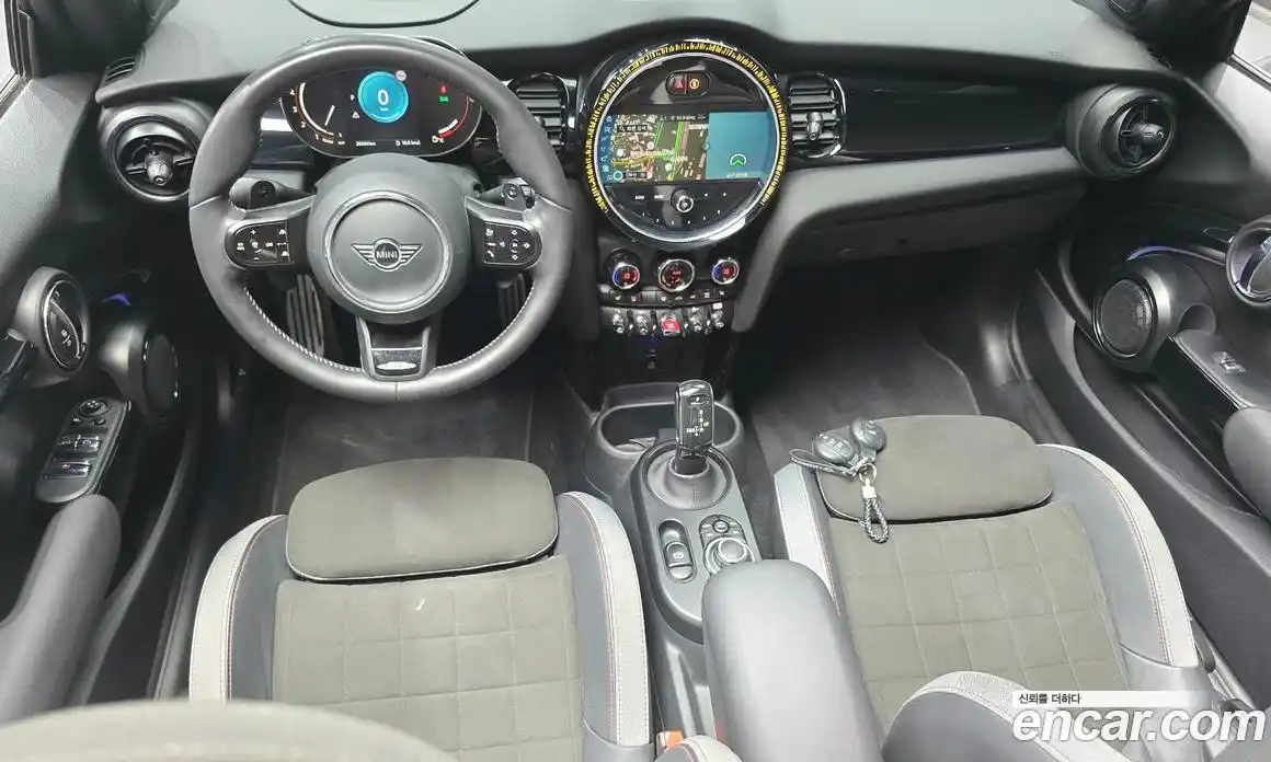 Mini Cooper Convertible 2024 2.0 Автомат в Москве № 167072, фото 15