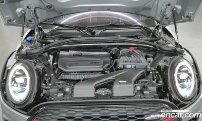 Mini Clubman 2024 2.0 Автомат в Москве № 167402, миниатюра 6