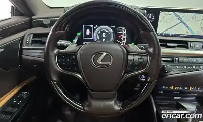 Lexus ES 2020 2.5 Автомат в Москве № 168115, миниатюра 5