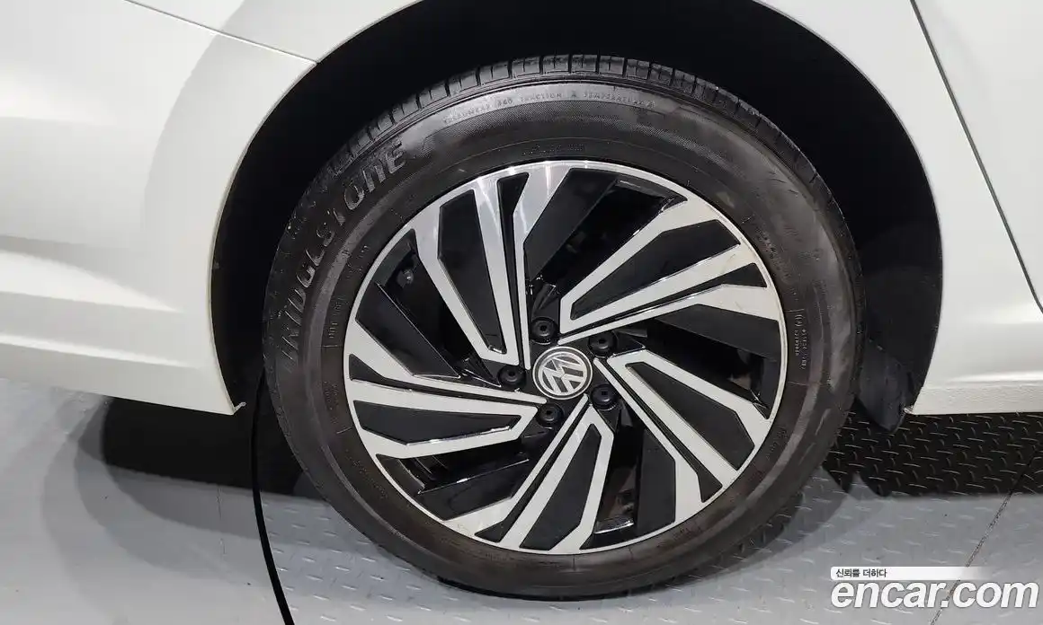 Volkswagen Jetta 2021 1.4 Автомат в Москве № 168497, фото 10