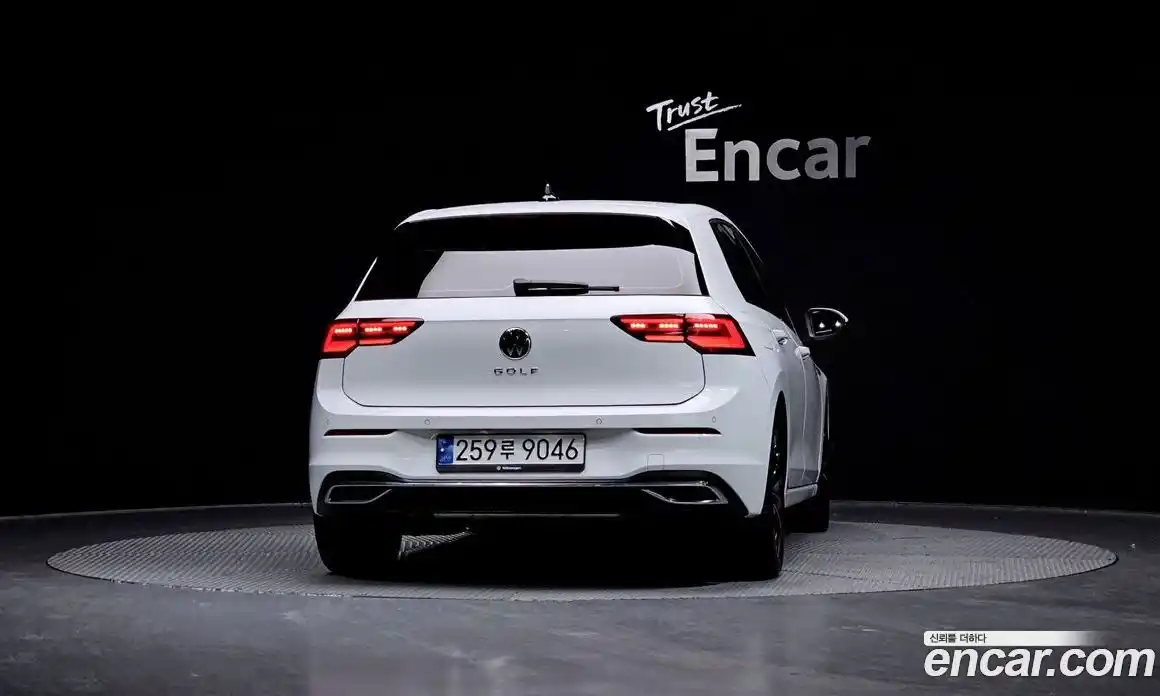 Volkswagen Golf 2022 2.0 Автомат в Москве № 168696, фото 11