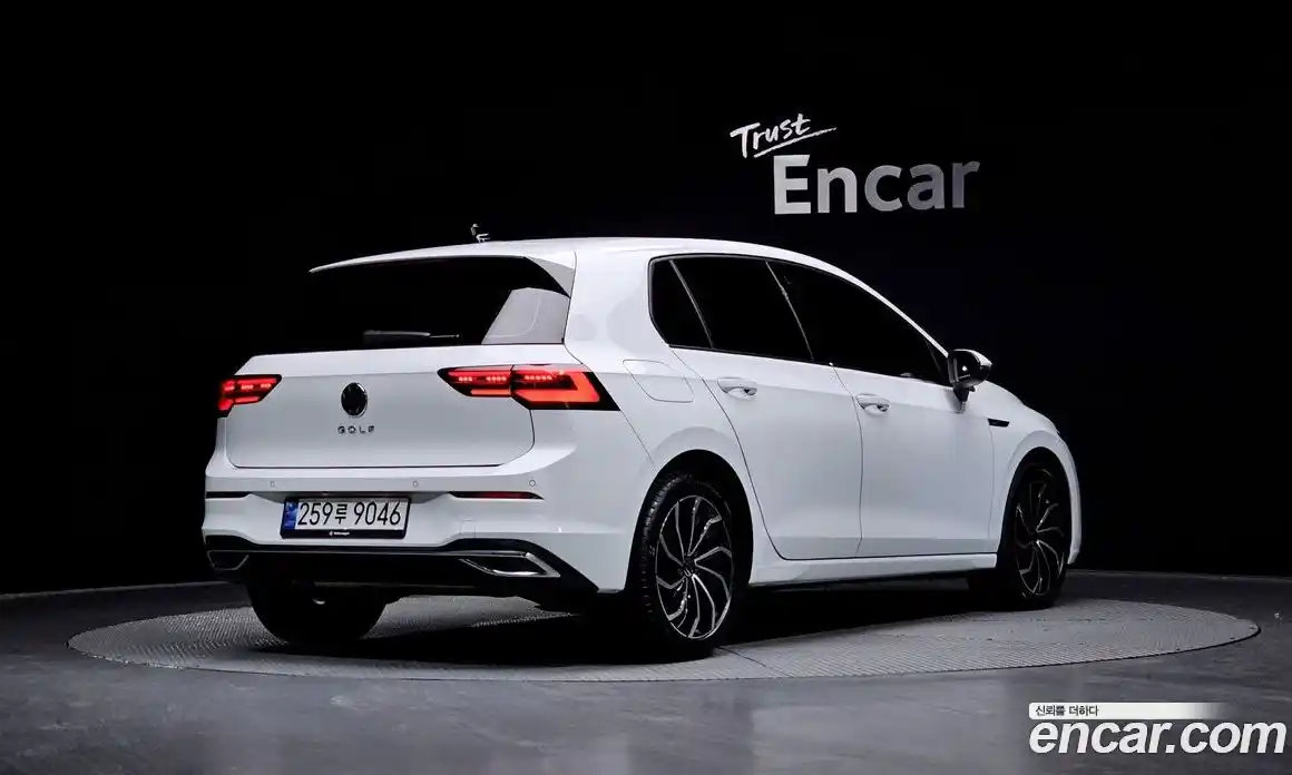 Volkswagen Golf 2022 2.0 Автомат в Москве № 168696, фото 12