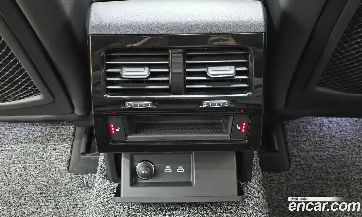 Volkswagen Touareg 2021 3.0 Автомат в Москве № 168800, фото 18