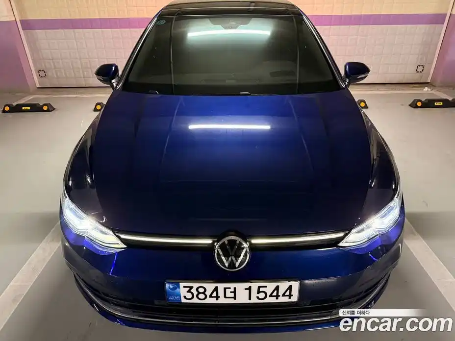 Volkswagen Golf 2022 2.0 Автомат в Москве № 169147, фото 1