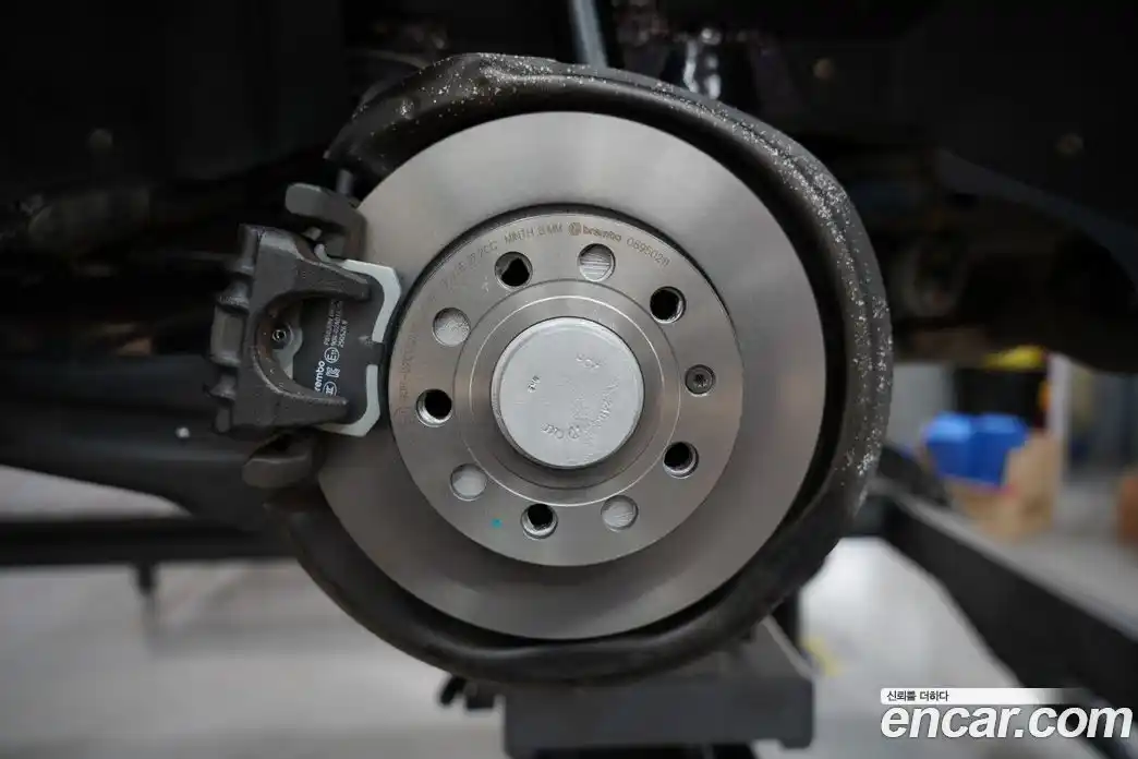 Volkswagen Scirocco 2015 2.0 Автомат в Москве № 169310, фото 19