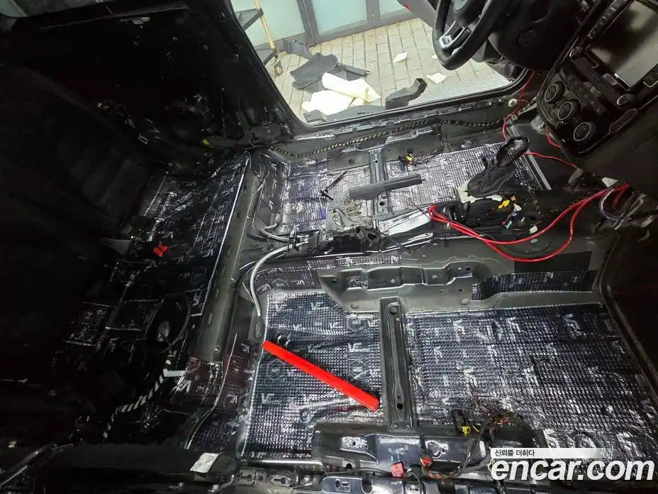 Volkswagen Scirocco 2015 2.0 Автомат в Москве № 169310, фото 9