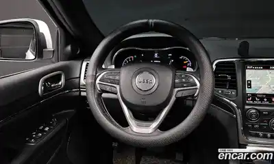 Jeep Cherokee 2018 3.6 Автомат в Москве № 169869, миниатюра 2