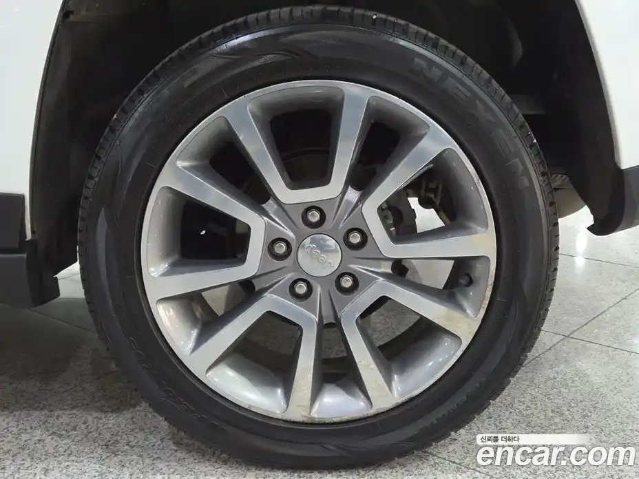 Jeep Compass 2014 2.4 Автомат в Москве № 170059, фото 20