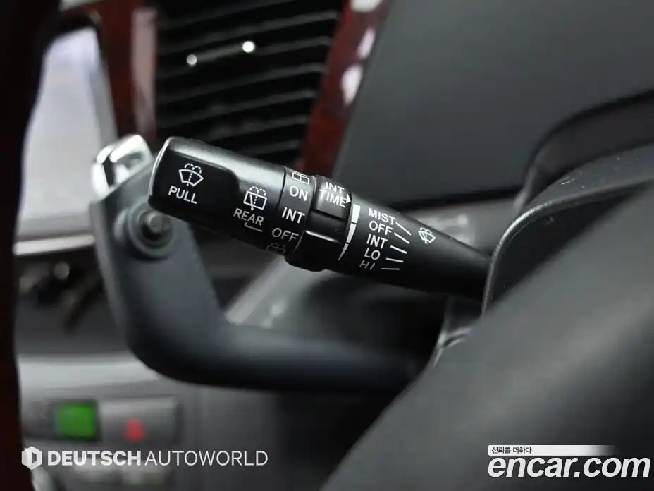 Toyota Noah 2005 2.0 Вариатор в Москве № 170369, фото 15