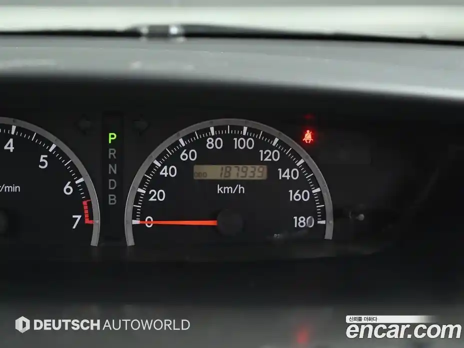 Toyota Noah 2005 2.0 Вариатор в Москве № 170369, фото 8