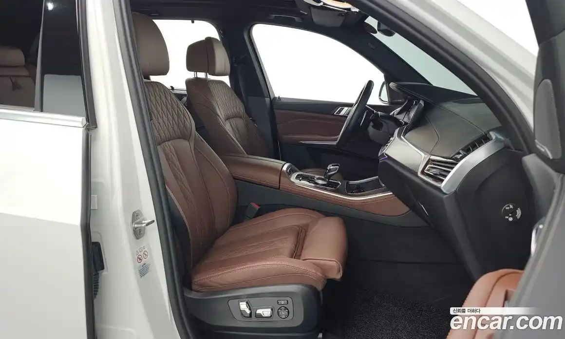 BMW X5 2023 3.0 Автомат в Москве № 187797, фото 1