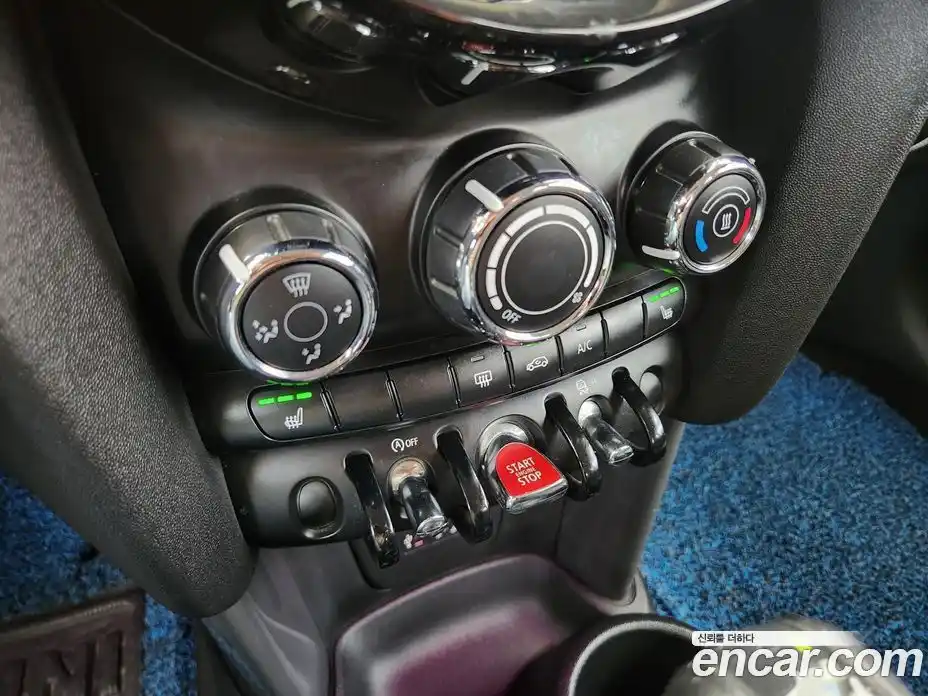 Mini Cooper 2015 1.5 Автомат в Москве № 188764, фото 12