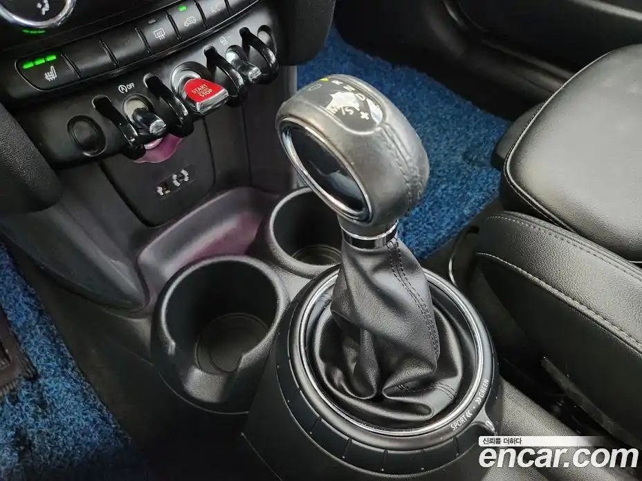 Mini Cooper 2015 1.5 Автомат в Москве № 188764, фото 13