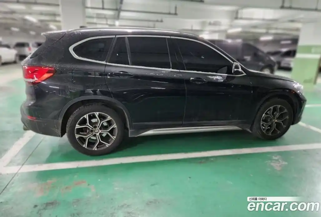 BMW X1 2021 2.0 Автомат в Москве № 188813, фото 4