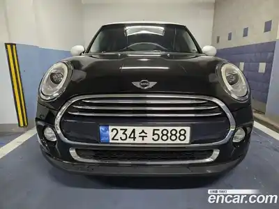 Mini Cooper, 2016