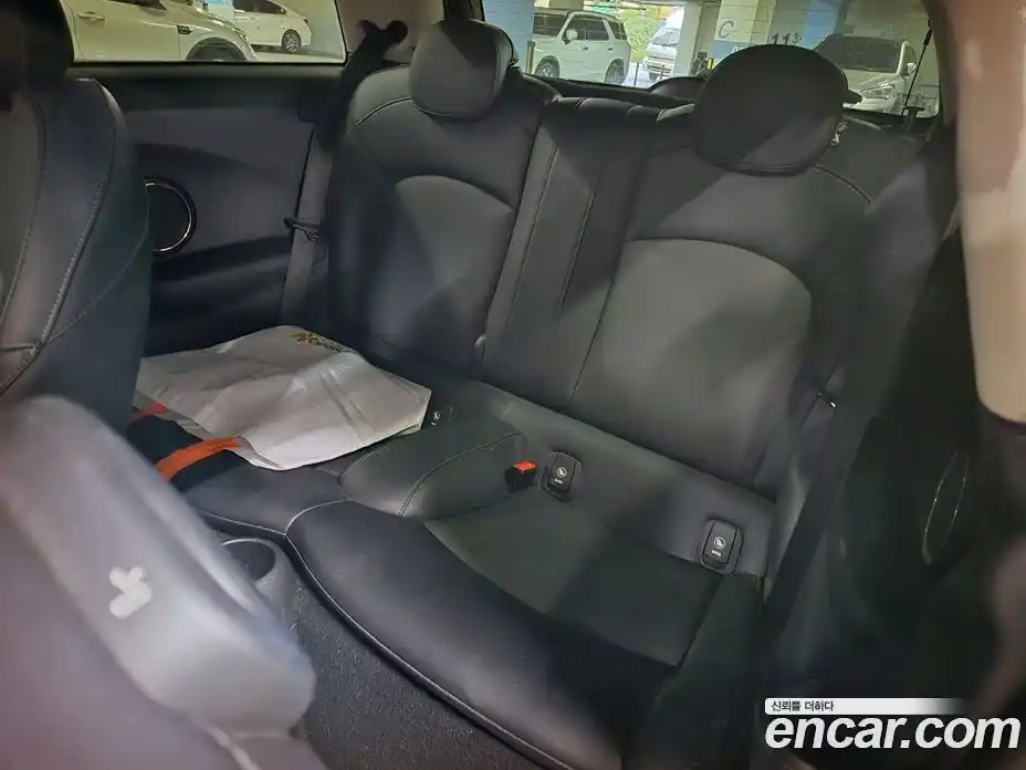 Mini Cooper 2016 1.5 Автомат в Москве № 188860, фото 18