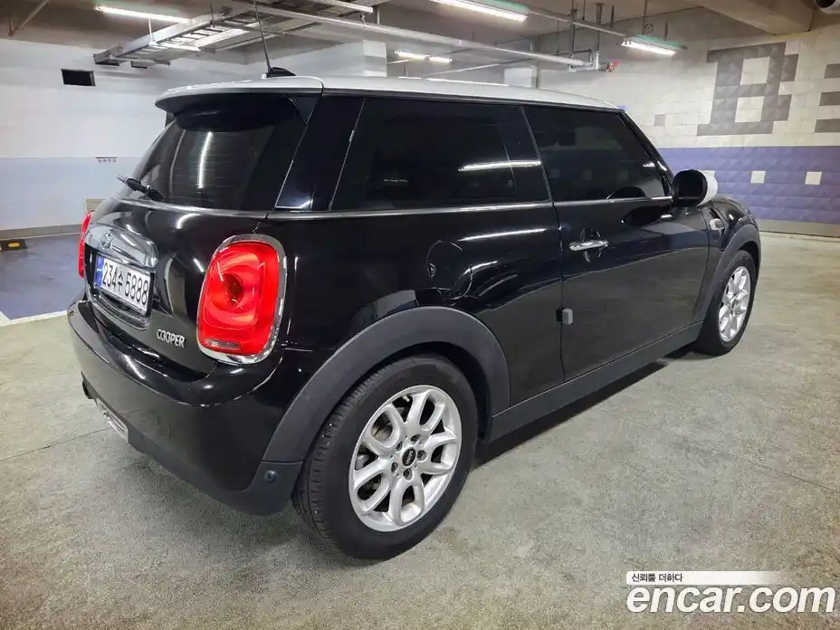 Mini Cooper 2016 1.5 Автомат в Москве № 188860, фото 3