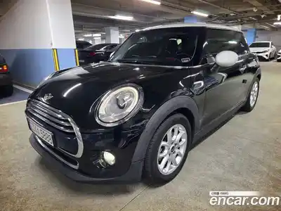 Mini Cooper 2016 1.5 Автомат в Москве № 188860, миниатюра 4