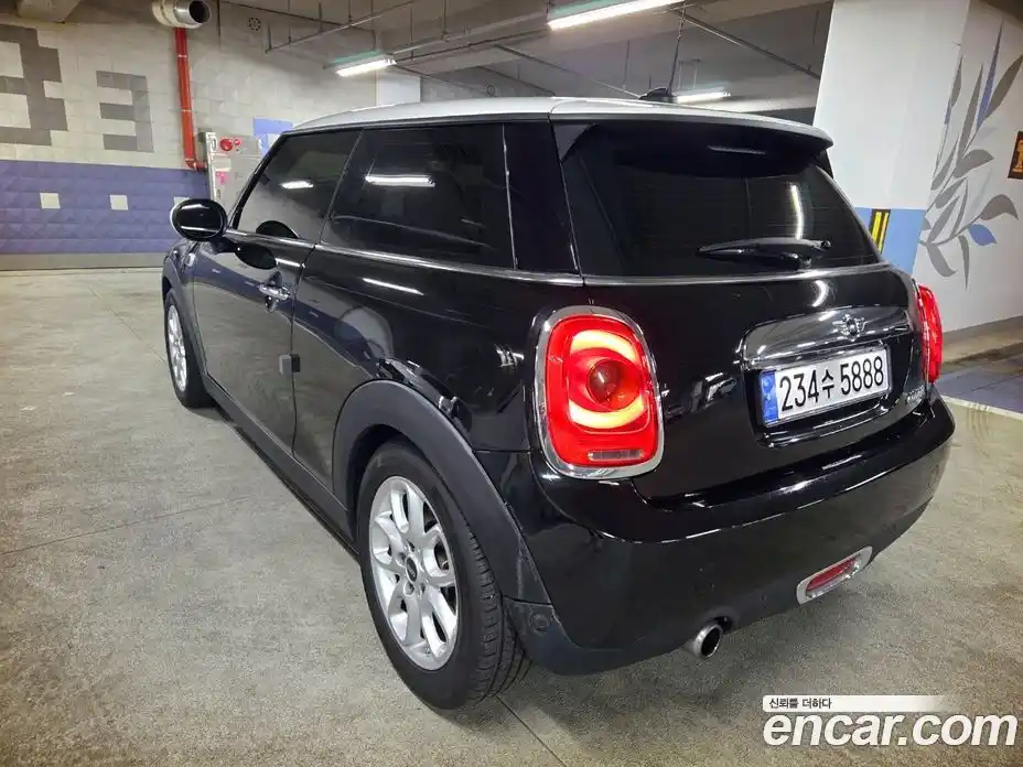 Mini Cooper 2016 1.5 Автомат в Москве № 188860, фото 10