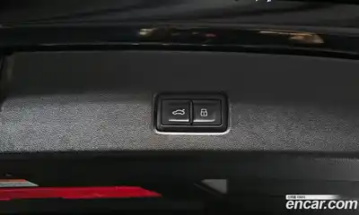 Audi Q4 e-tron 2022 0.2 Автомат в Москве № 189598, миниатюра 11