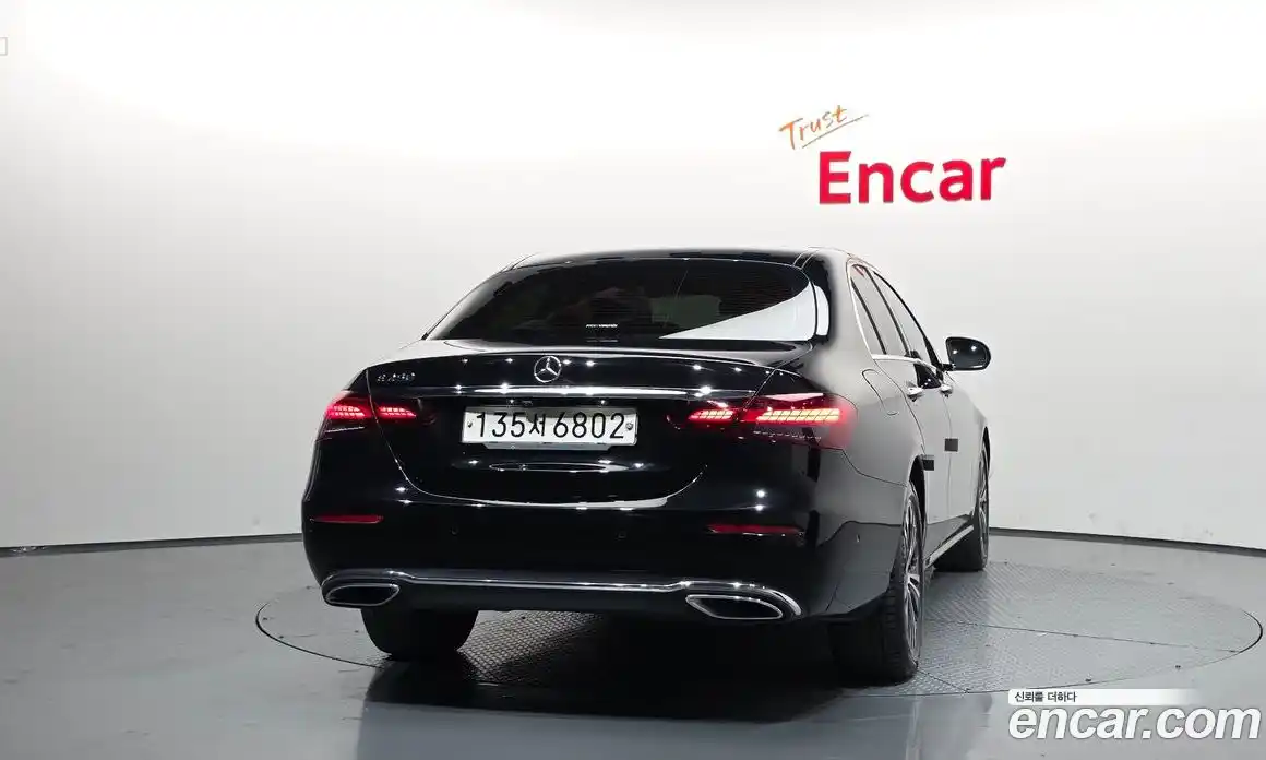 Mercedes-Benz E-Class 2021 2.0 Автомат в Москве № 192024, фото 13