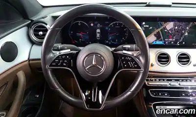 Mercedes-Benz E-Class 2021 2.0 Автомат в Москве № 192024, миниатюра 4