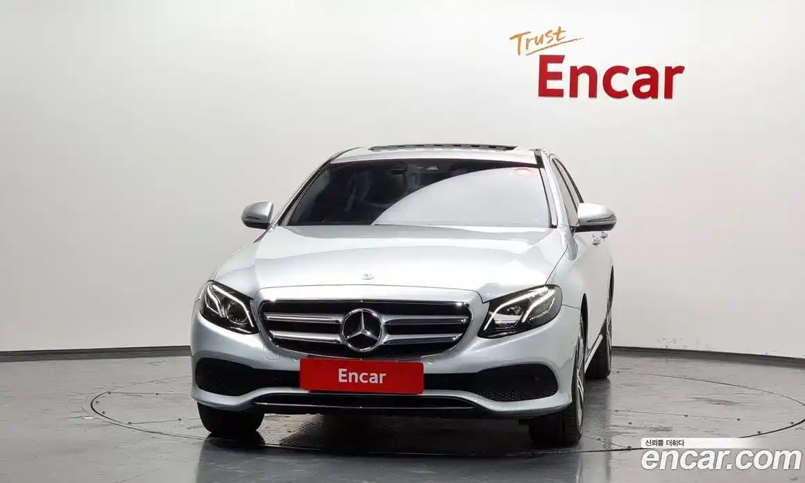 Mercedes-Benz E-Class 2019 1.9 Автомат в Москве № 194550, фото 12