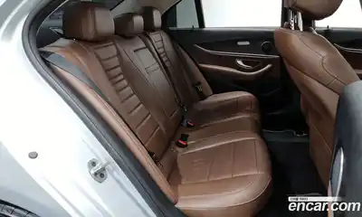 Mercedes-Benz E-Class 2019 1.9 Автомат в Москве № 194550, миниатюра 8