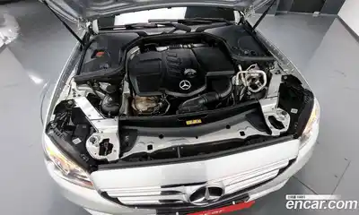 Mercedes-Benz E-Class 2019 1.9 Автомат в Москве № 194550, миниатюра 9