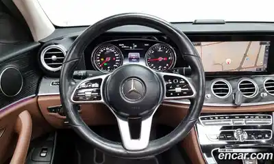Mercedes-Benz E-Class 2019 1.9 Автомат в Москве № 194550, миниатюра 10