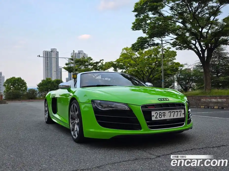 Audi R8 2011 5.2 Автомат в Москве № 196730, фото 1